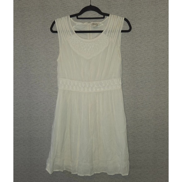Lucky Brand Dresses & Skirts - Lucky Brand Embroidered Sleeveless Dress Ivory/ Cream Boho Size Medium‎